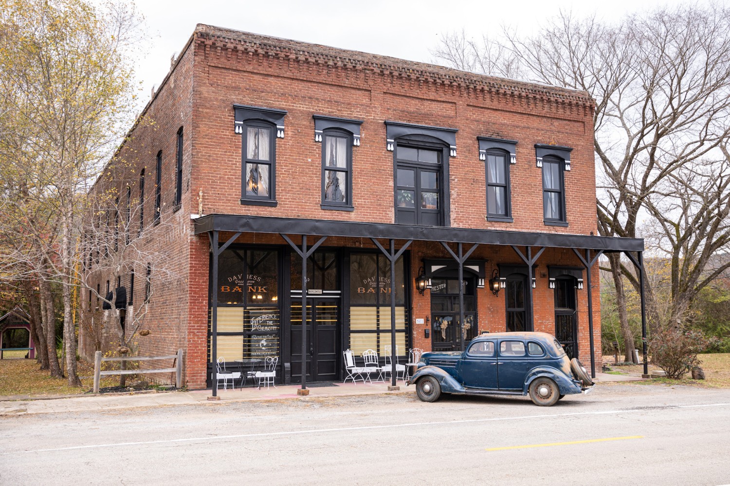 Beard & Lady Inn exterior
